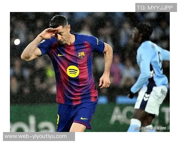 莱万坦言加盟巴萨无怨无悔或成职业生涯最佳选择