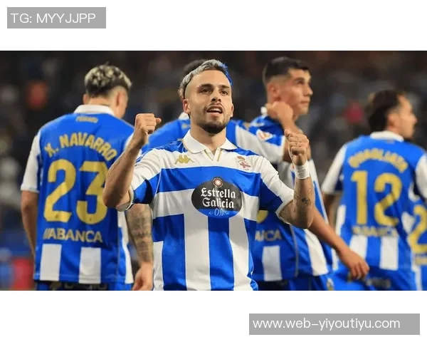 西乙联赛竞争加剧拉科与桑坦德双雄领跑冲甲形势愈发紧张