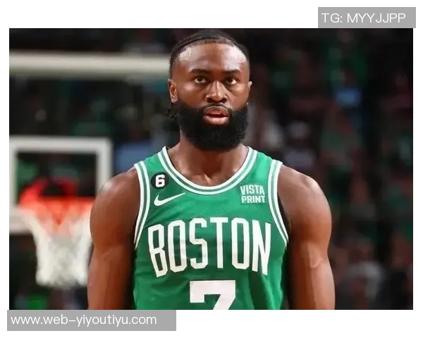 杰伦布朗半场表现出色独得12分助球队领先正负值高达24