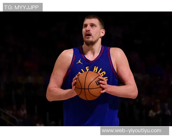 约基奇险些创造四双神迹18投10中贡献28分11篮板12助攻9失误6犯离场